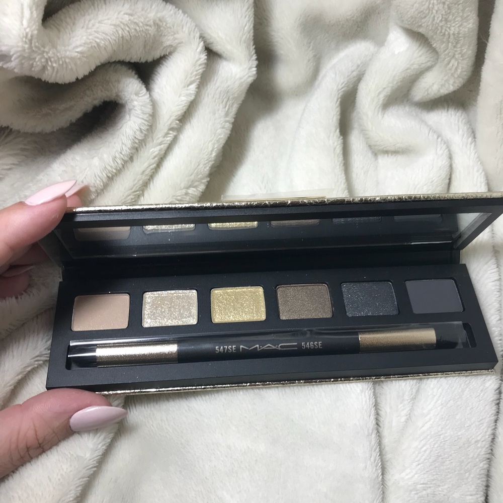 🆕 MAC Snowball Collection Gold Eyeshadow Palette